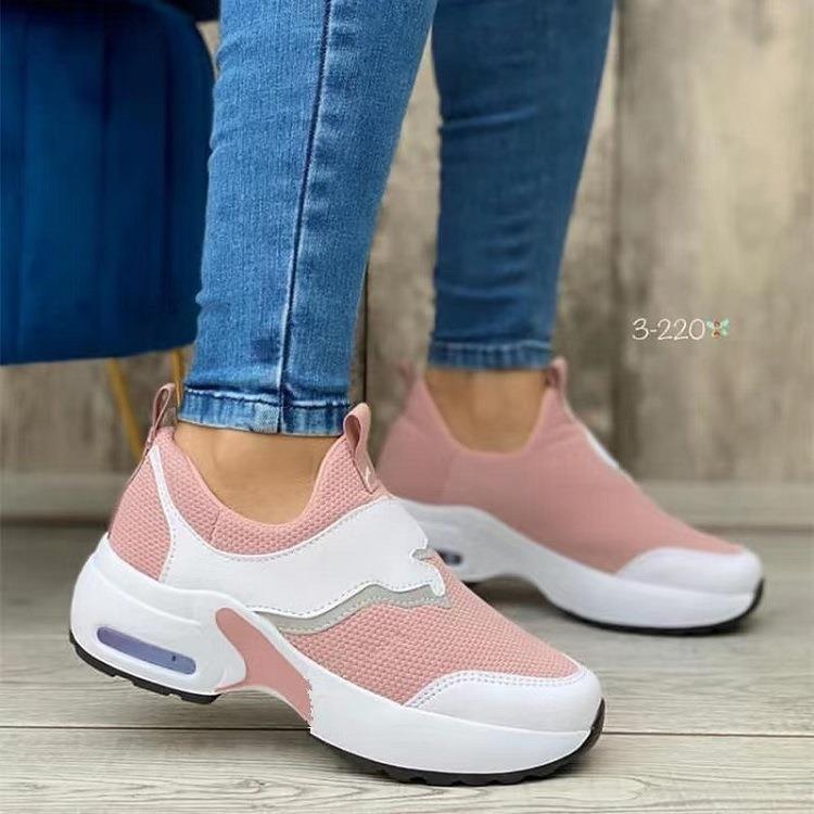 Closed  Toe Casual Shoe For Women