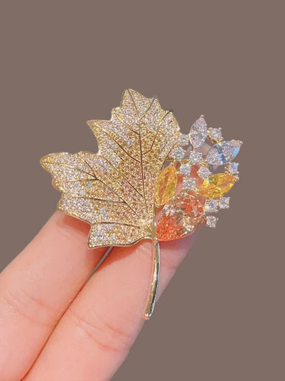 Rhinestone Yellow Maple Brooches Vintage Maple Leaf Green Crystal Pendant Woman's Brooch Pin Luxury Accessories Gift