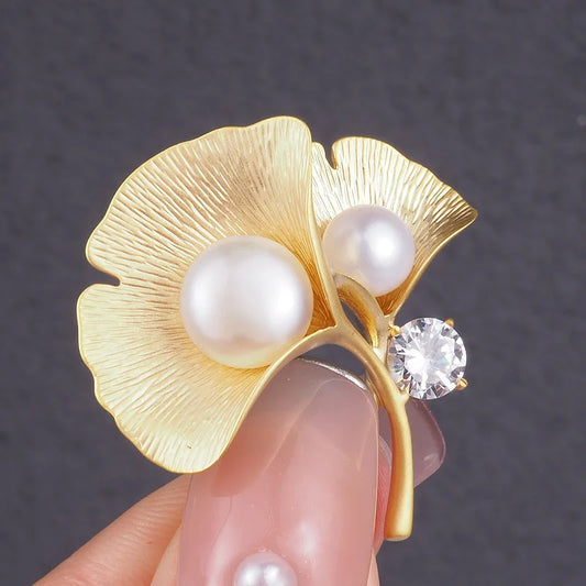 Gold Color Ginkgo Leaf Brooches Pins For Women Shiny Crystal Zircon Pearl Plant Brooch Corsage Wedding Party Clothing Jewelry